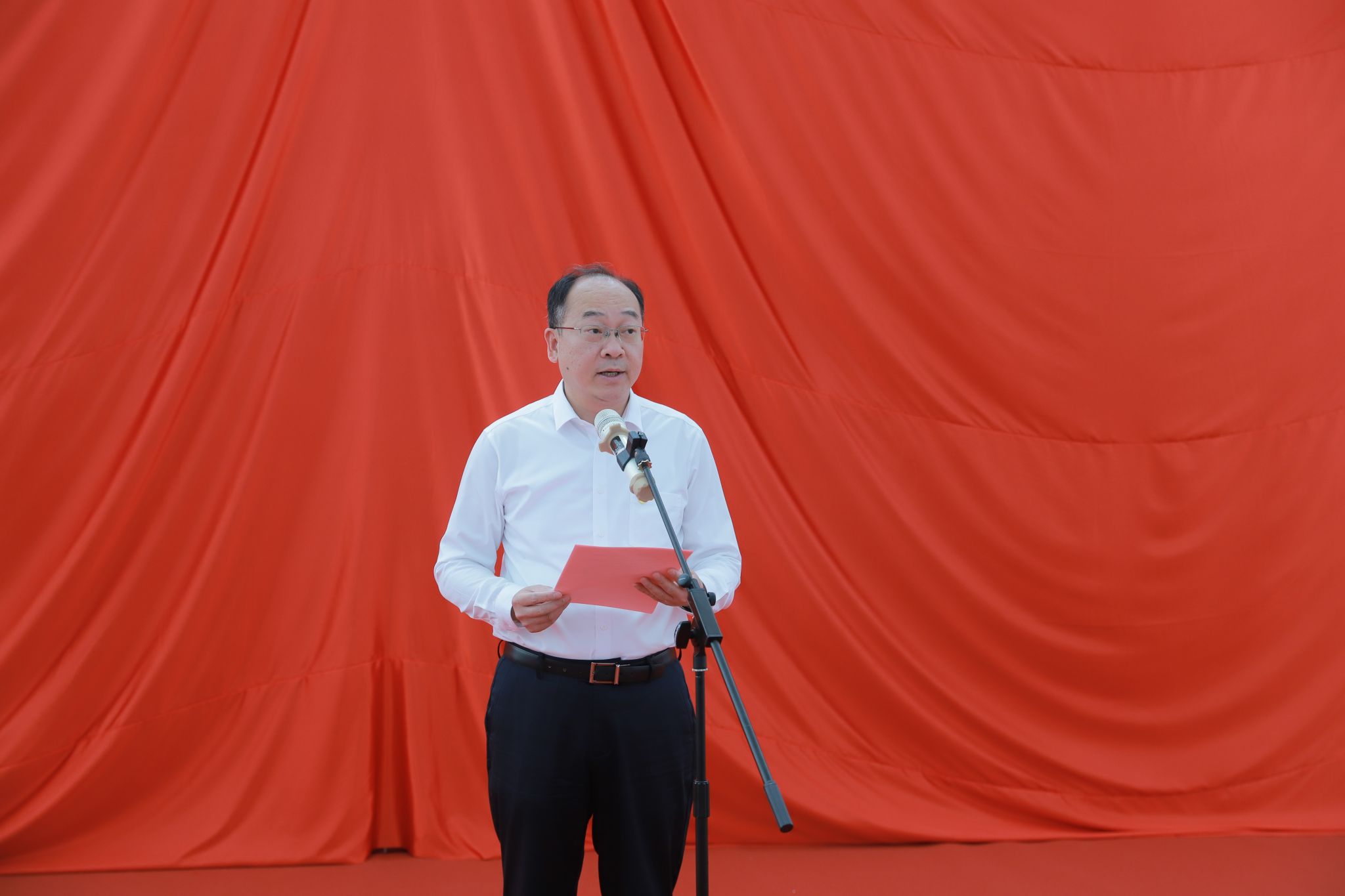 1周书记主持.JPG 1周书记主持.JPG